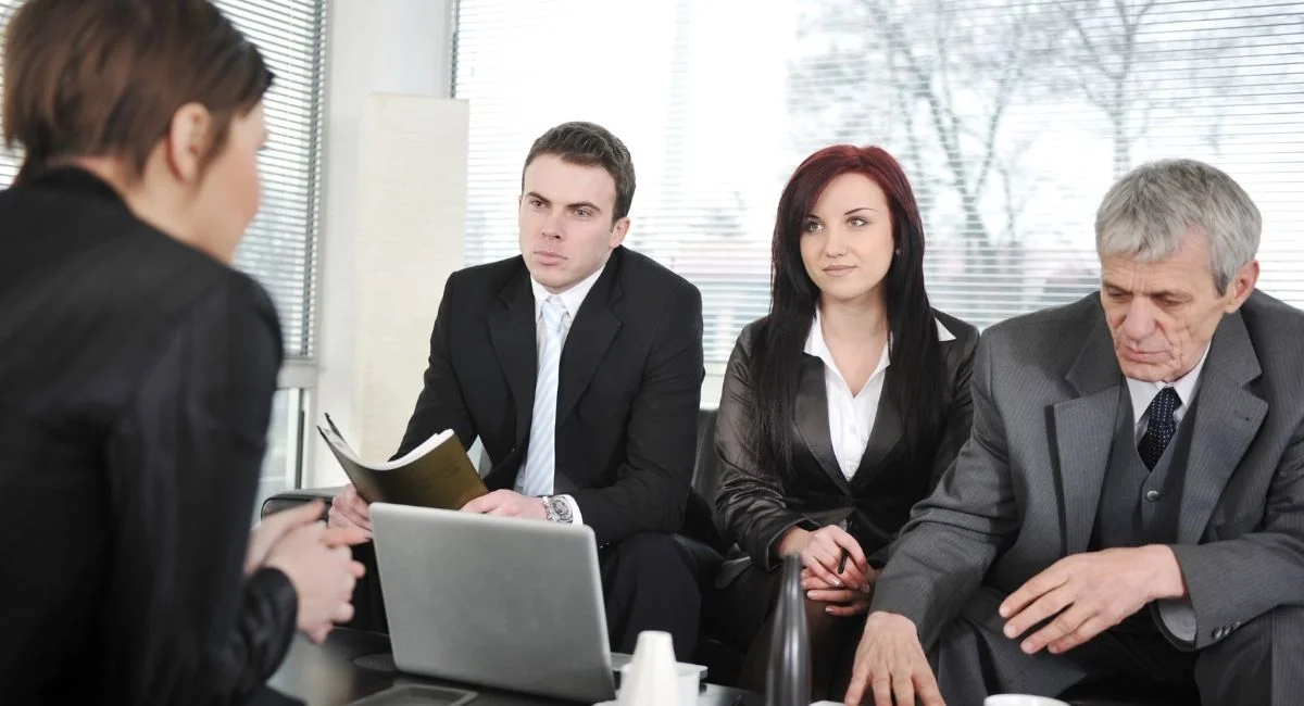 This is how you dress for a job interview, and land an offer